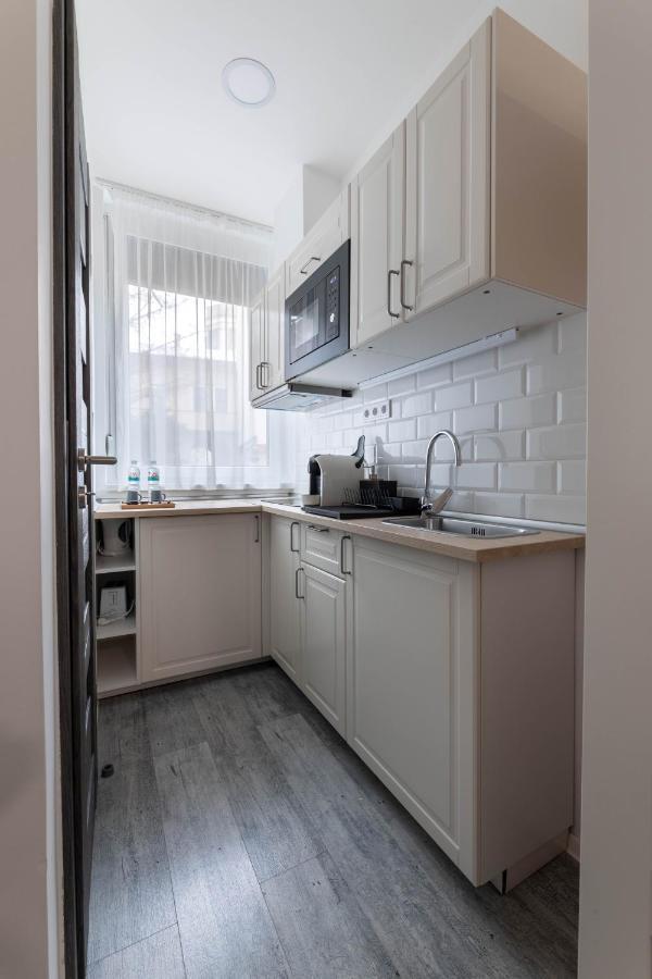 Roomstore Studio Apartments Eger Esterno foto