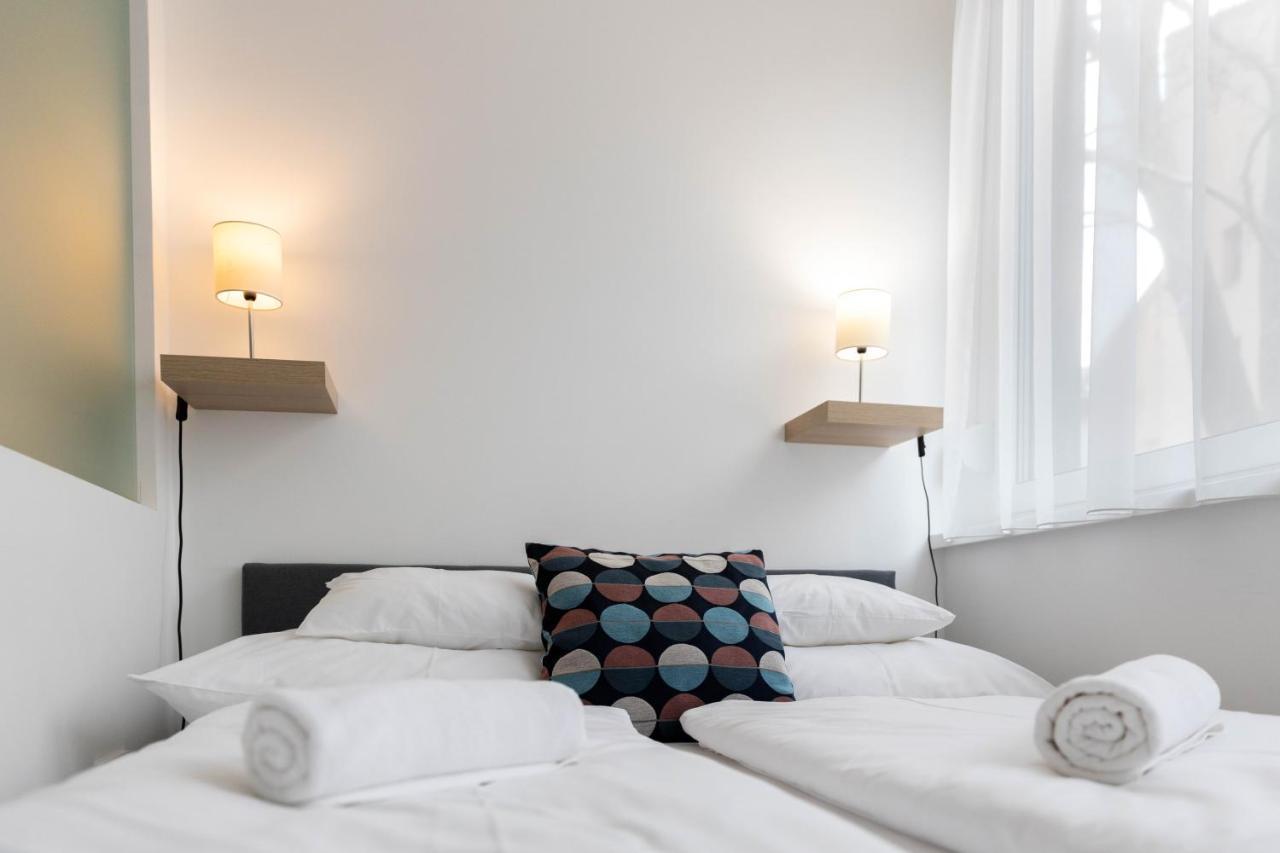 Roomstore Studio Apartments Eger Esterno foto
