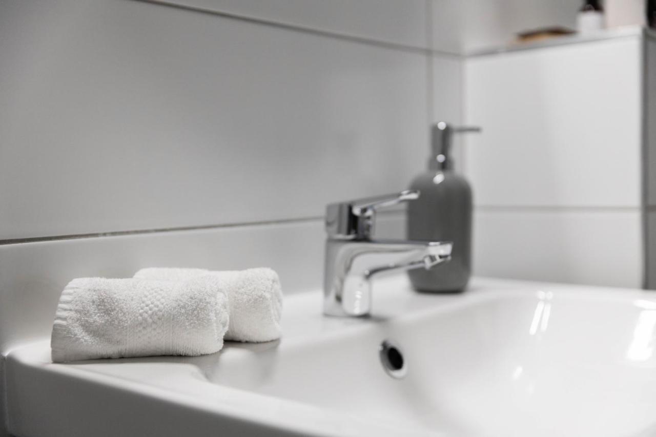 Roomstore Studio Apartments Eger Esterno foto